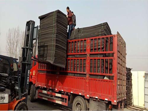 閉孔泡沫板(圖3) 1-200416145314419.jpg